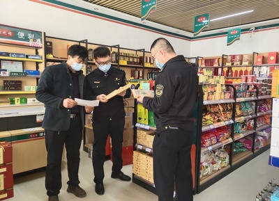 高臺縣巷道鎮市場監管所開展“五一”節前食品安全專項檢查，筑牢節日消費安全防線